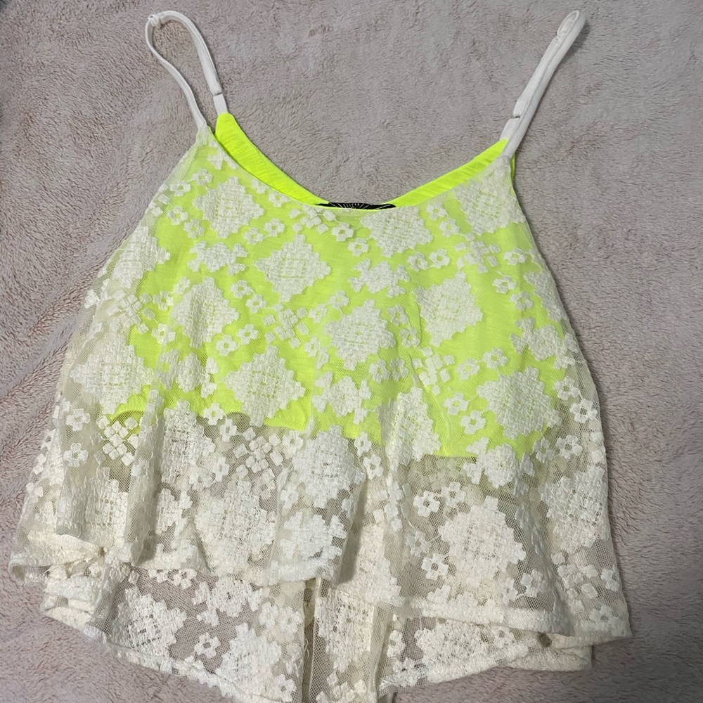 Crop top